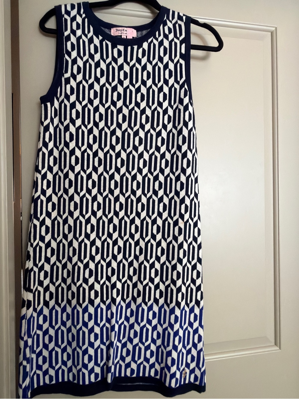 Juicy Couture Navy & White Geometric Knit Top